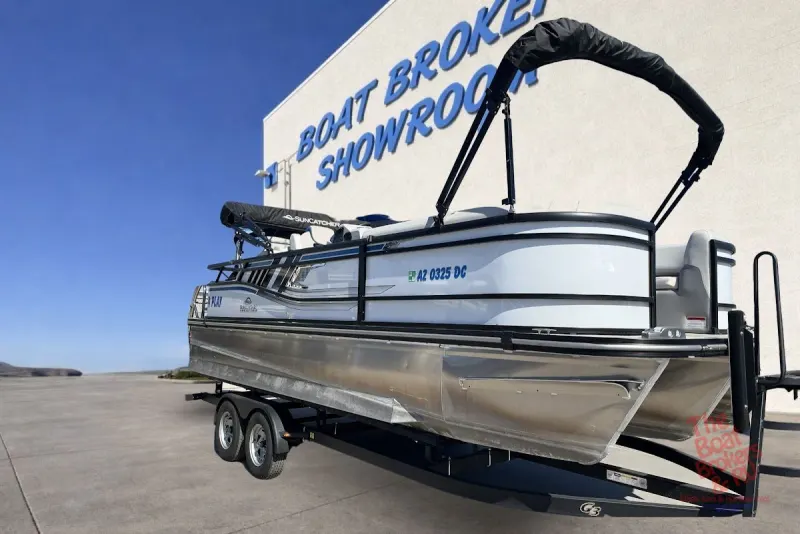 Pontoon on Lake Havasu