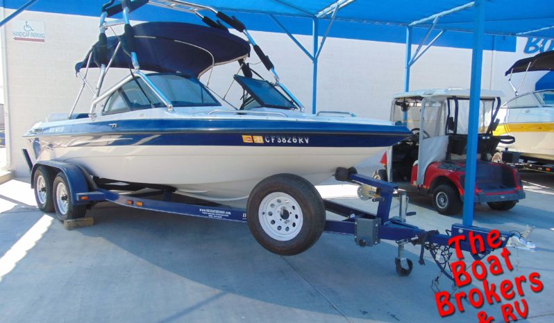 2004 BLUEWATER MIRAGE 20′ OPEN BOW