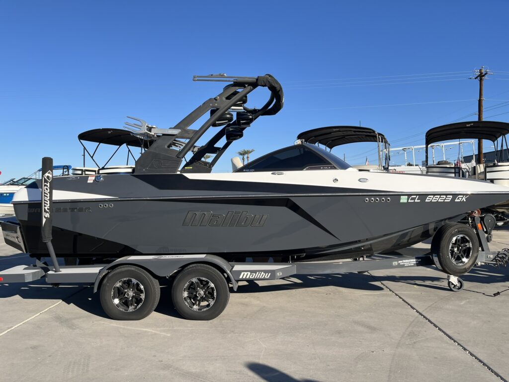 2018 Malibu Wakesetter MLX