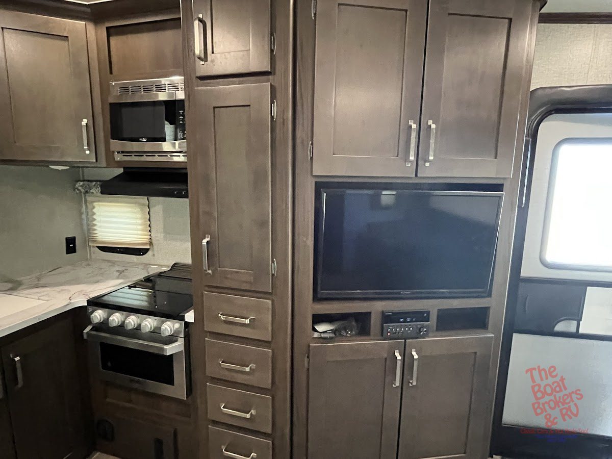 2020 Keystone Laredo 255 SRL 5th Wheel photo 11