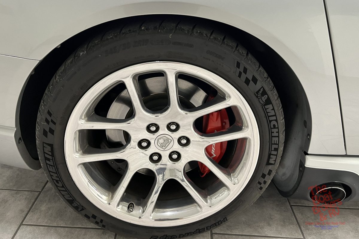 2004 Dodge VIPER SRT-10 photo 13
