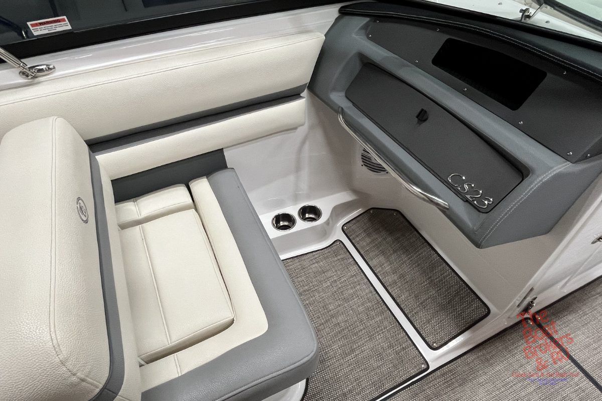 2019 Cobalt 23CS photo 9