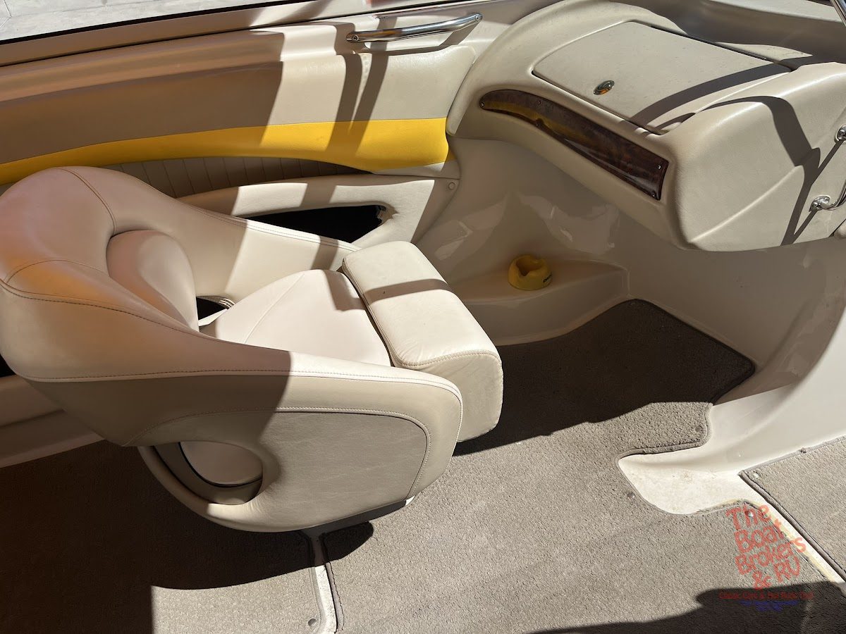2005 Glastron GX205BR photo 16