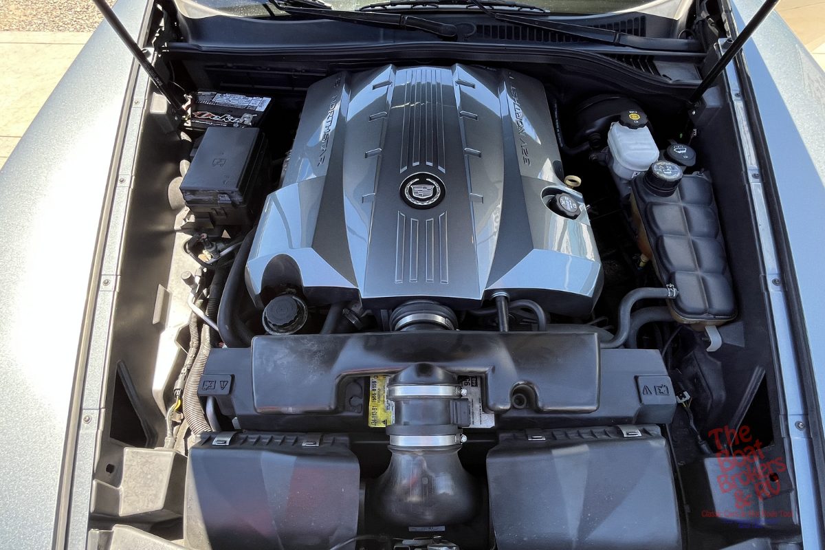 2004 Cadillac XLR photo 14
