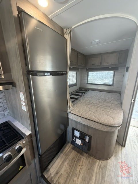 2024 Gulf Stream CONQUEST LE 6237 photo 12
