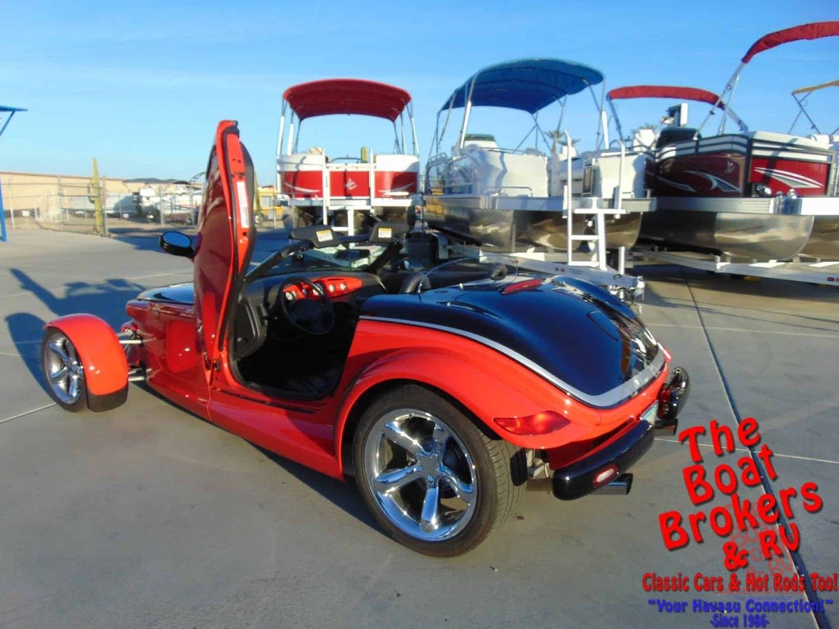 1999 Plymouth Prowler photo 2