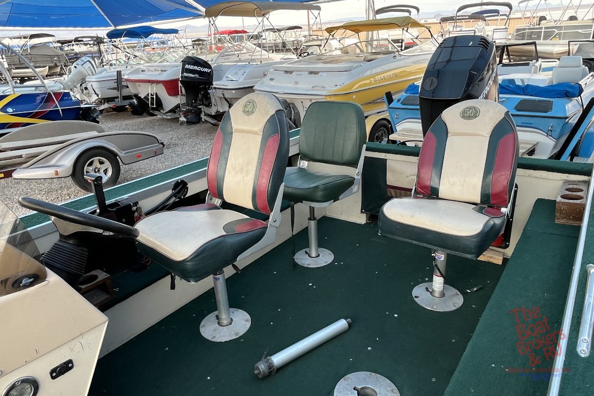1996 ALUMACRAFT 7411 GX photo 8