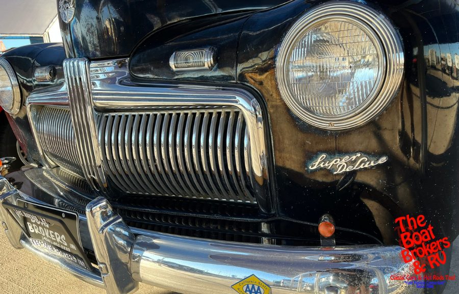 1942 Ford Super Delux photo 9