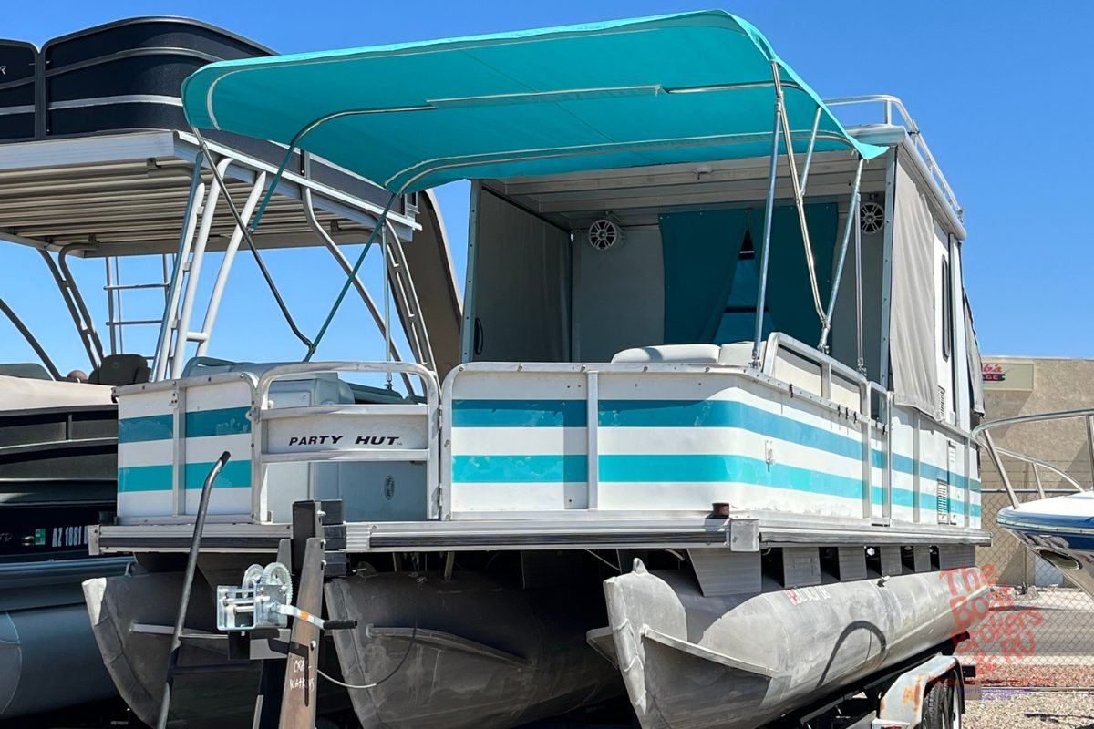 1994 Tracker Party Hut 30'
