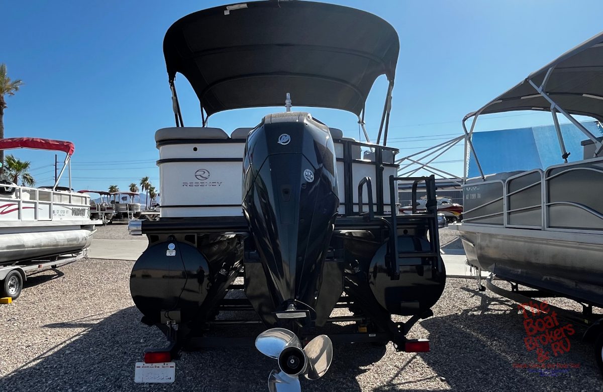 2018 Regency 220DL3 photo 7