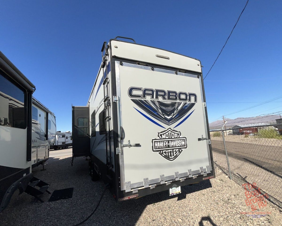 2016 Keystone Carbon M327 photo 3