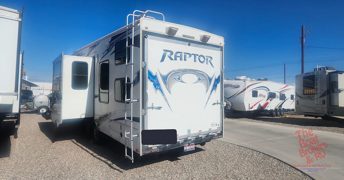 2011 Keystone RAPTOR M-300MP photo 7