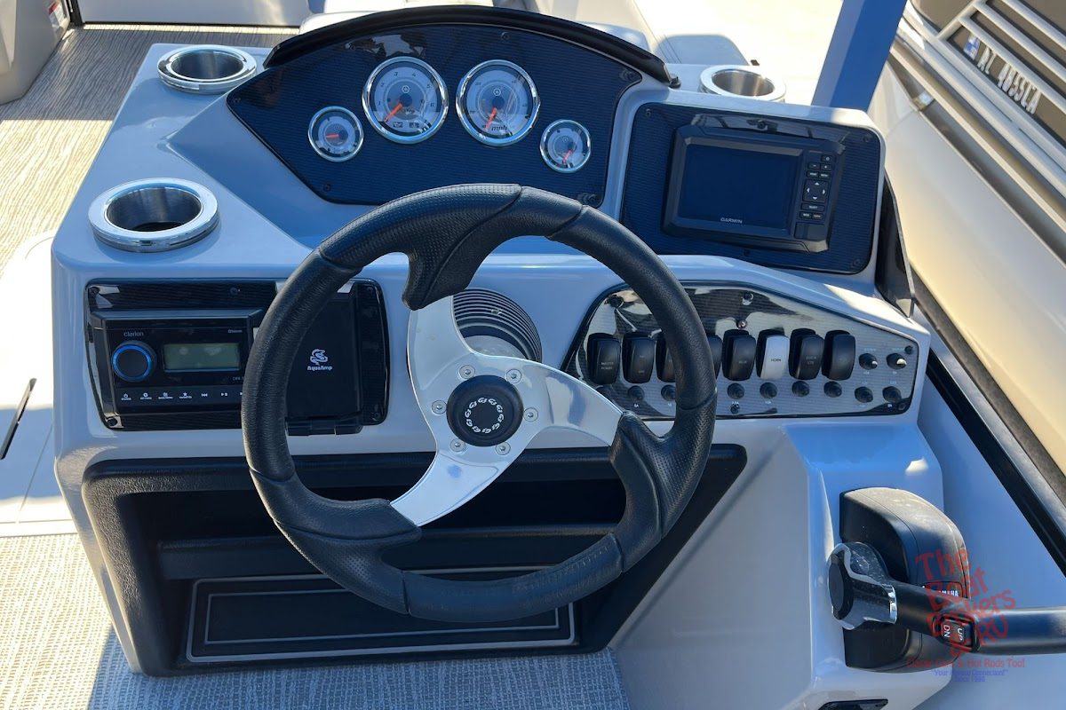 2025 G3 Suncatcher 322SS photo 10