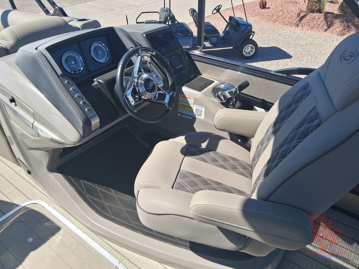 2022 Barletta Lusso 23UC photo 10