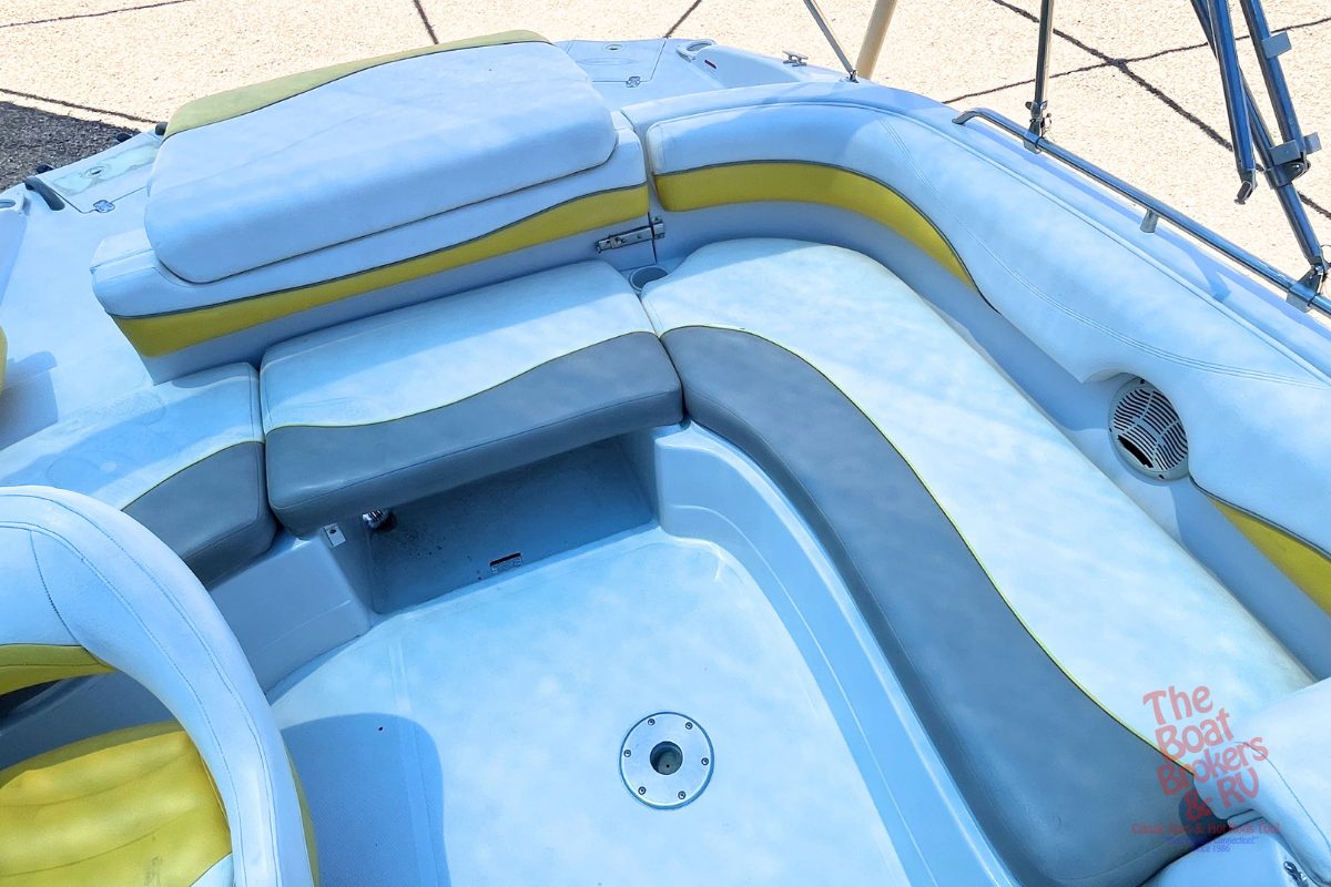2006 Tahoe 221 photo 11