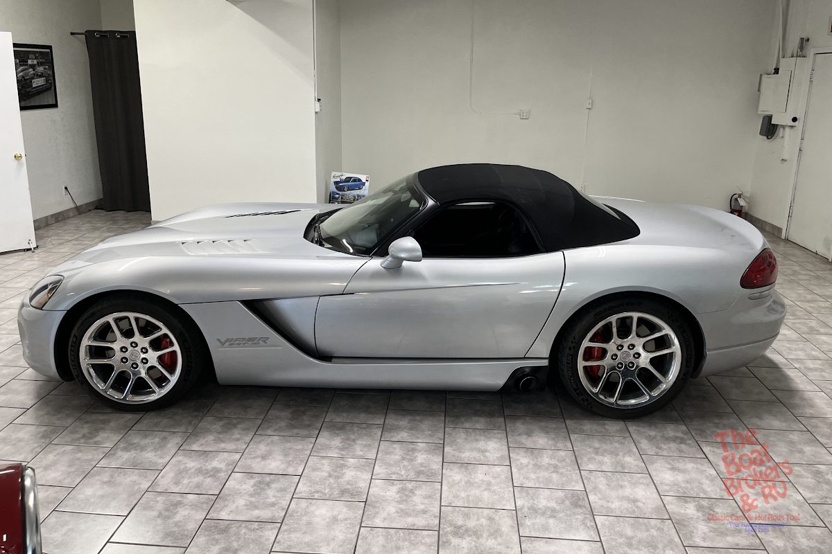 2004 Dodge VIPER SRT-10 photo 7