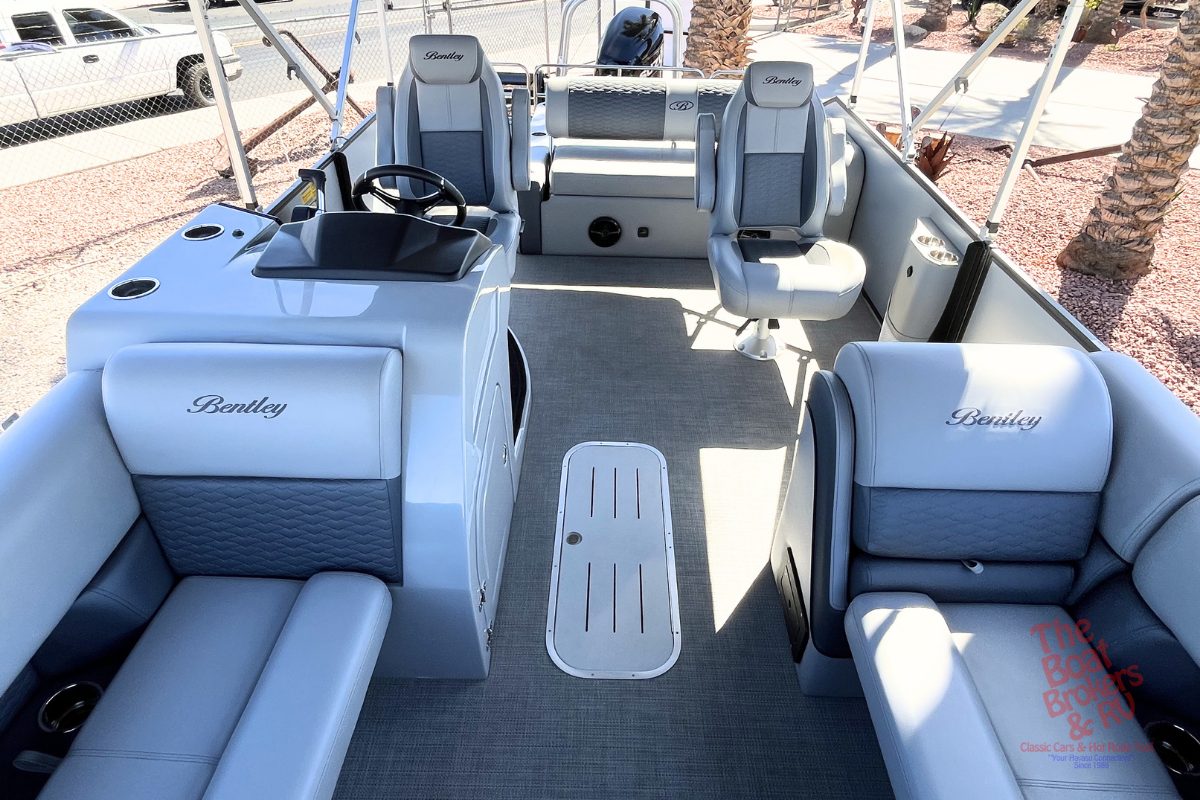 2026 Bentley ELITE 223 photo 9