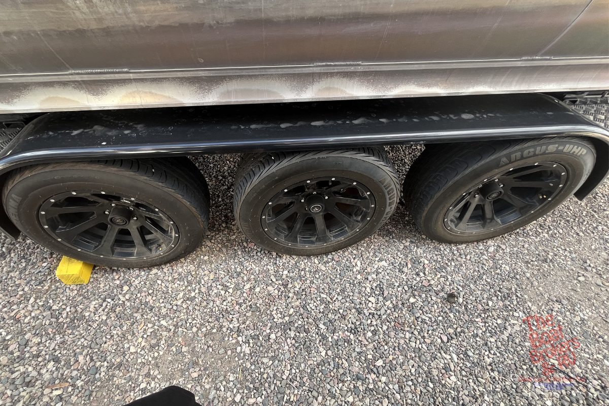 2019 Avalon AMBASSADOR 2785RJ photo 15