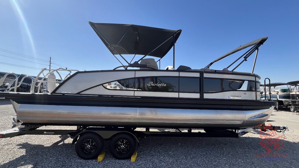 2022 Barletta Lusso 23UC photo 4