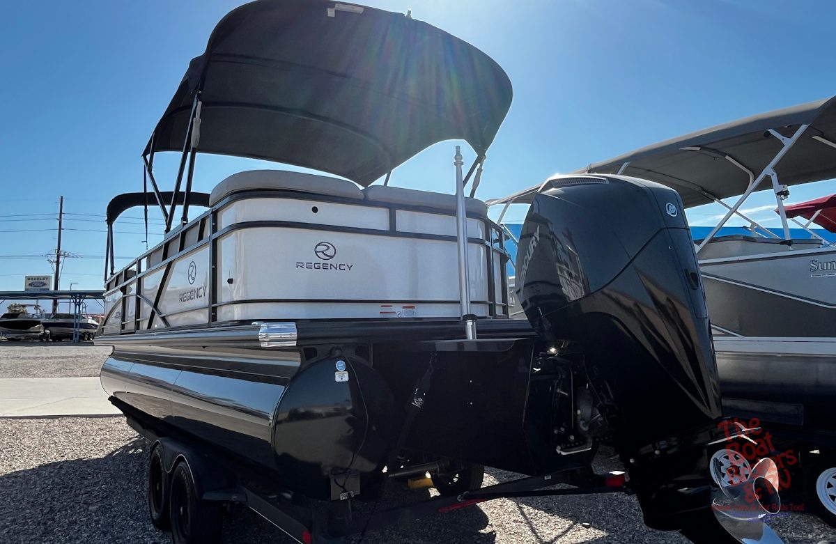 2018 Regency 220DL3 photo 5