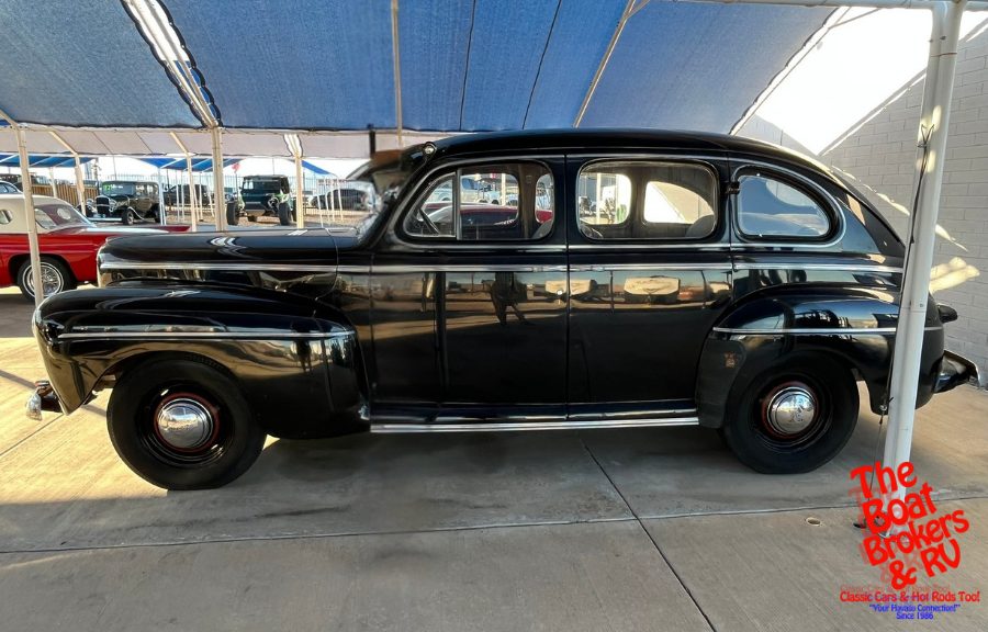 1942 Ford Super Delux