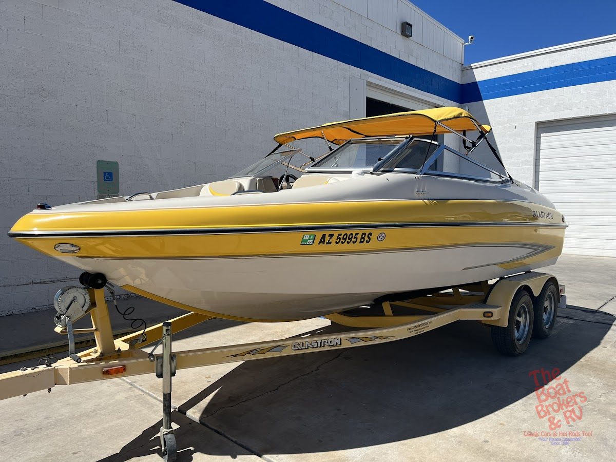 2005 Glastron GX205BR photo 2