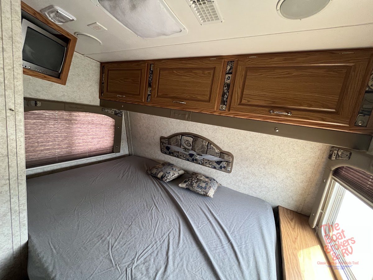 2006 Weekend Warrior M3200FSC photo 15
