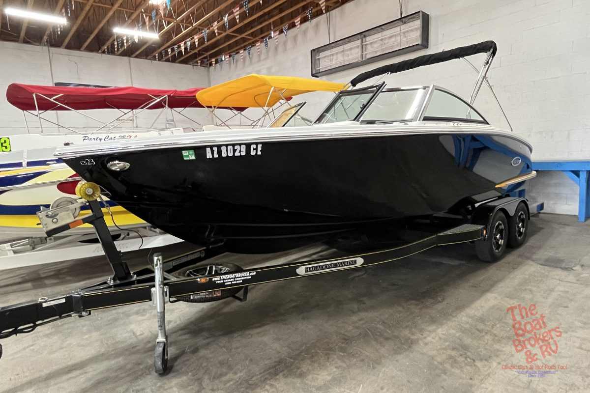 2019 Cobalt 23CS photo 3
