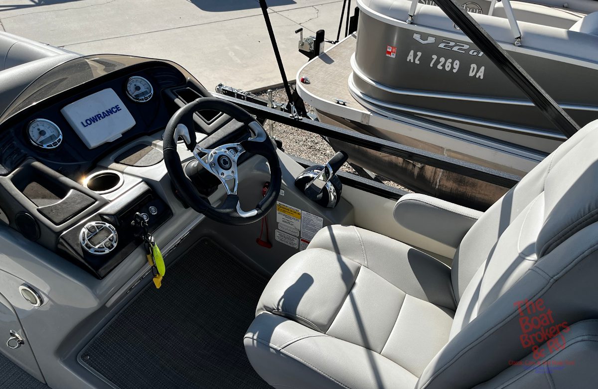 2018 Regency 220DL3 photo 9