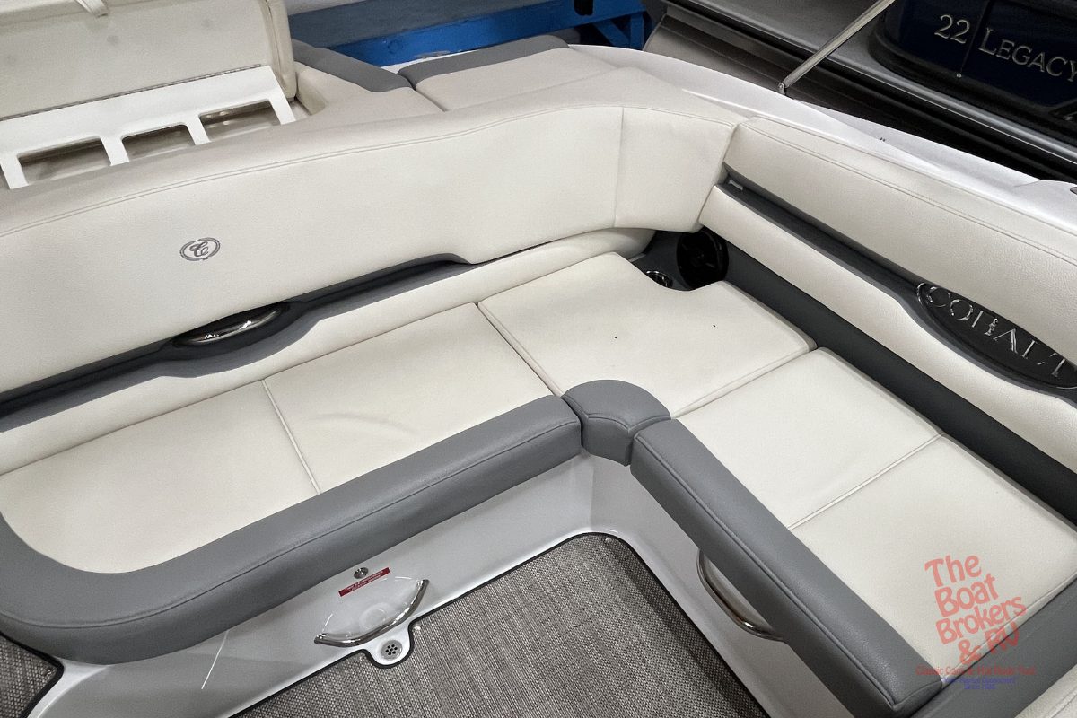 2019 Cobalt 23CS photo 10