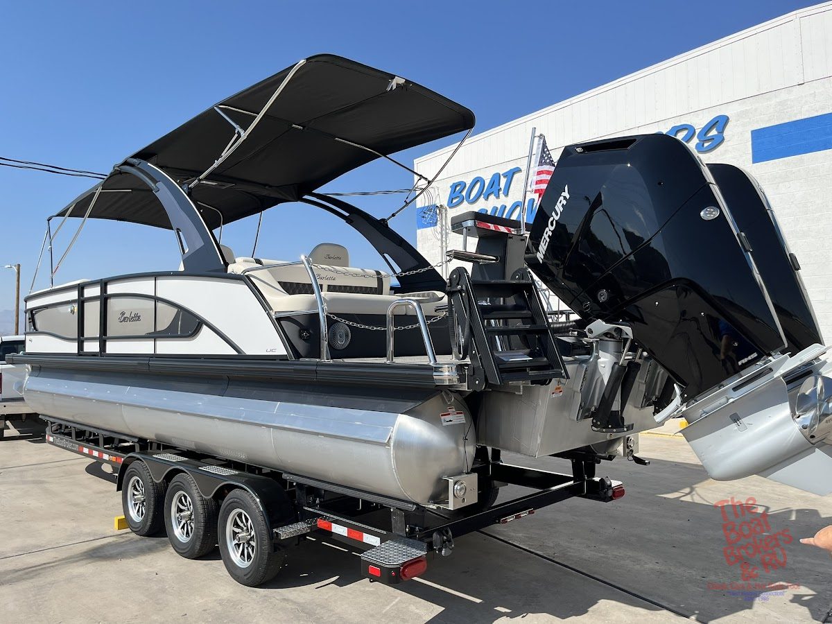 2026 Barletta Lusso 26UCAT Twin photo 10