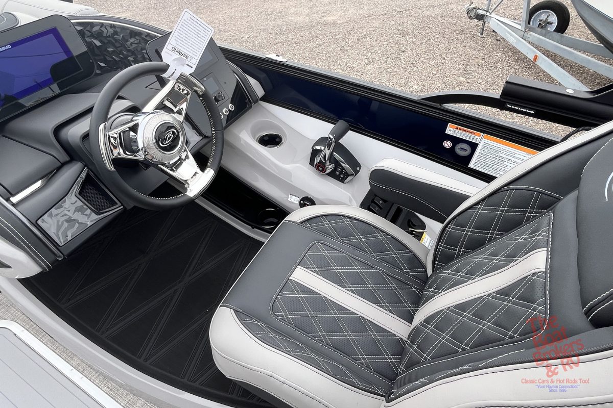 2027 Barletta LUSSO L25U photo 8