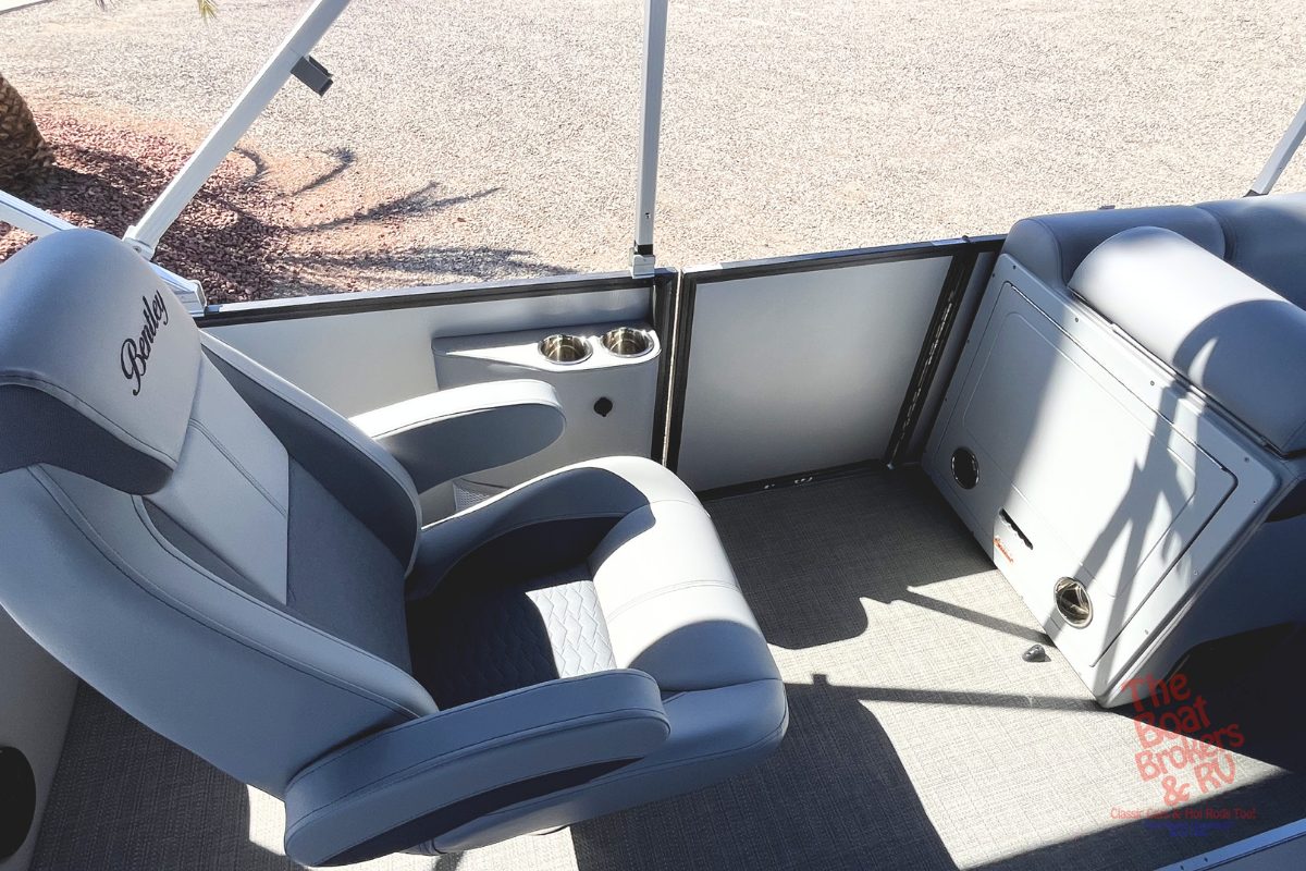 2026 Bentley ELITE 223 photo 12