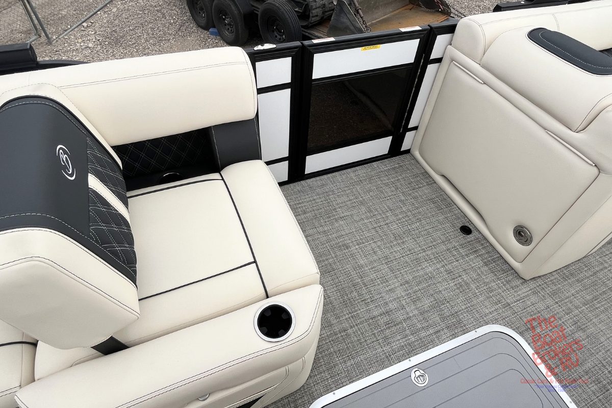 2027 Barletta LUSSO L25UC photo 8