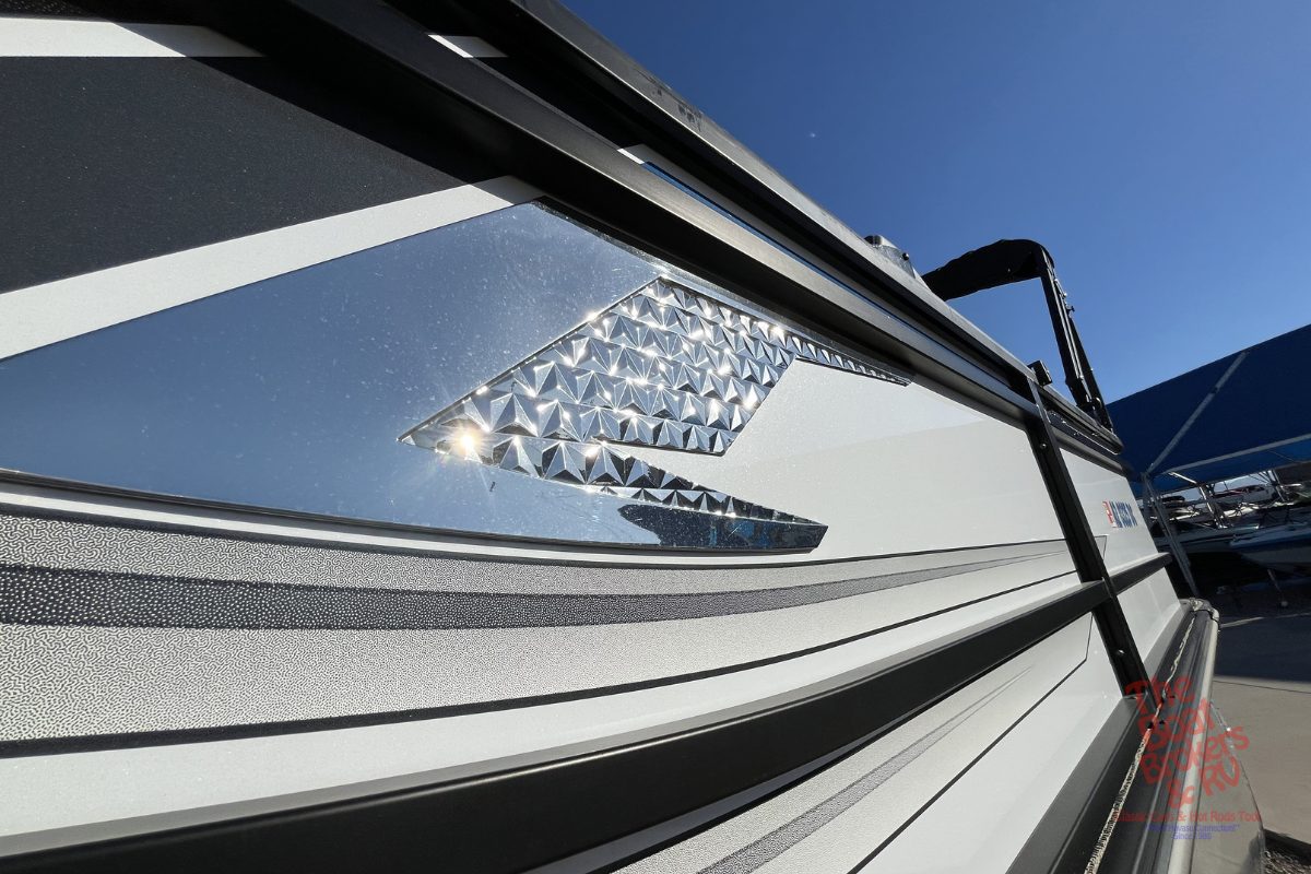 2025 G3 Suncatcher 322SS photo 14