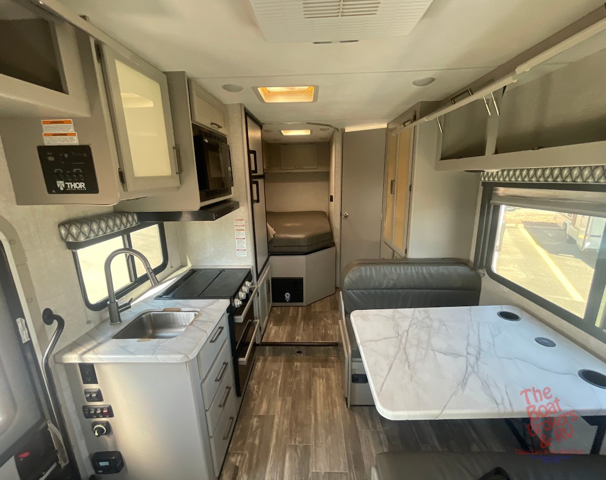 2024 Thor FOUR WINDS 22E photo 11