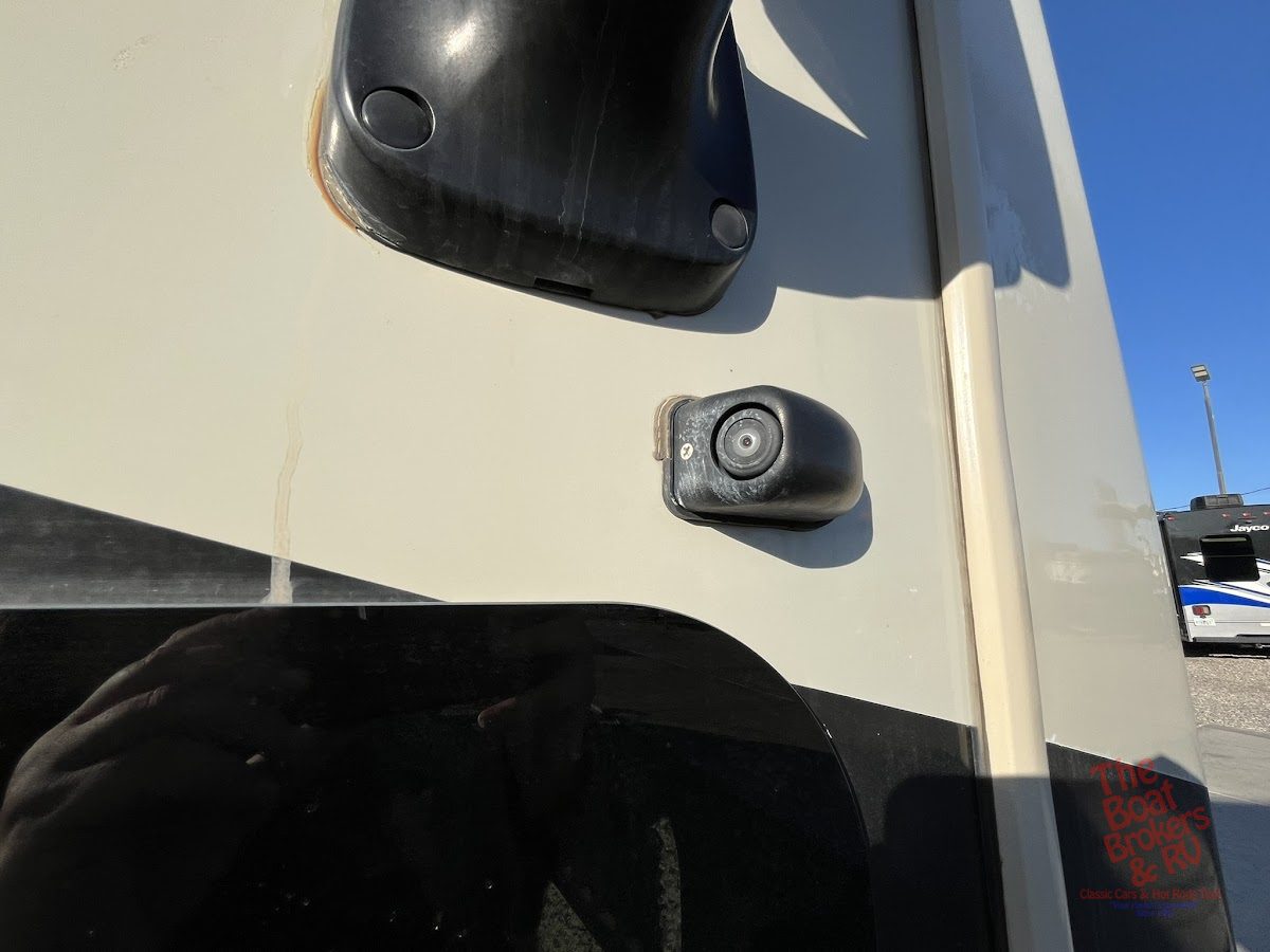 2018 Fleetwood Flair photo 33