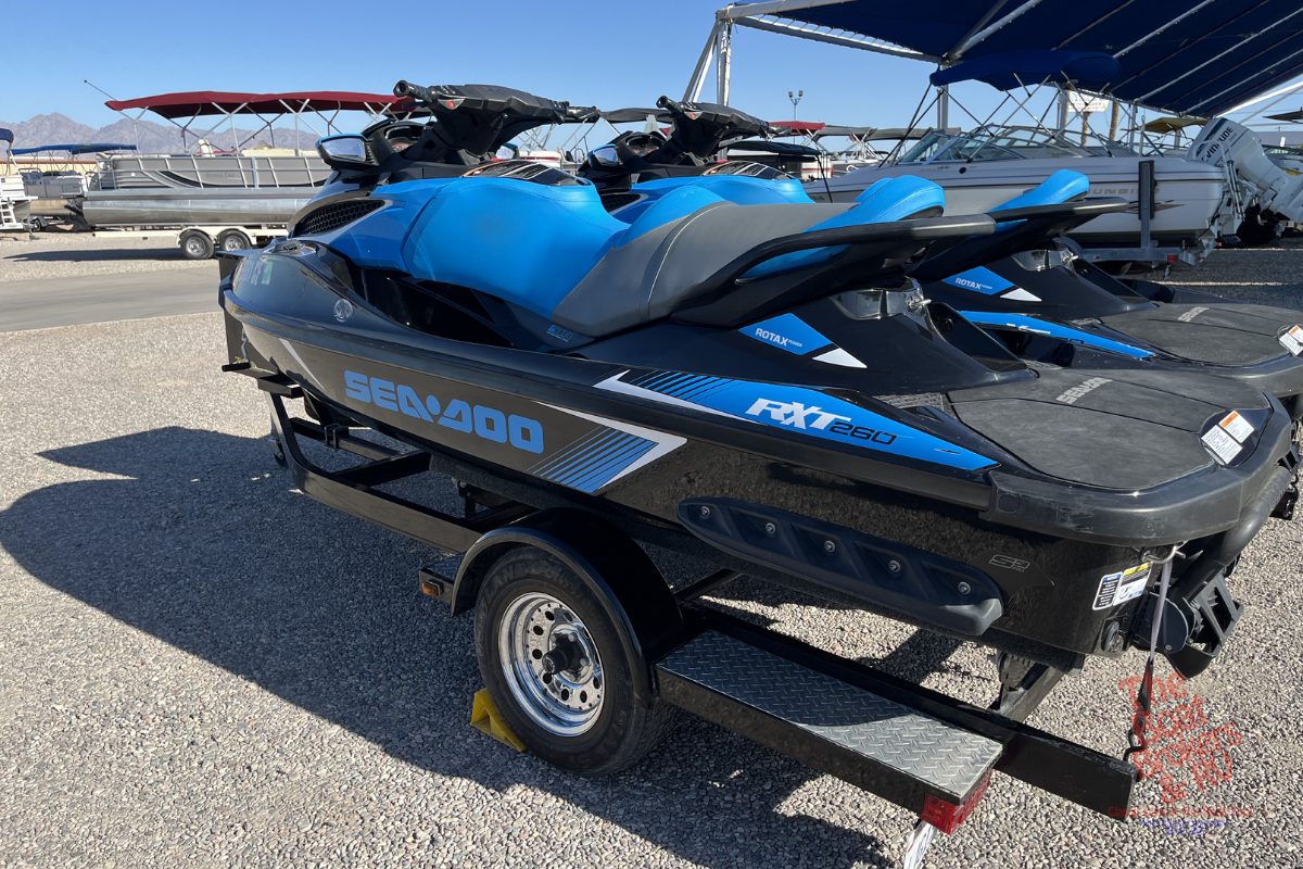 2017 Bombardier Sea Doo RXT 260 photo 9
