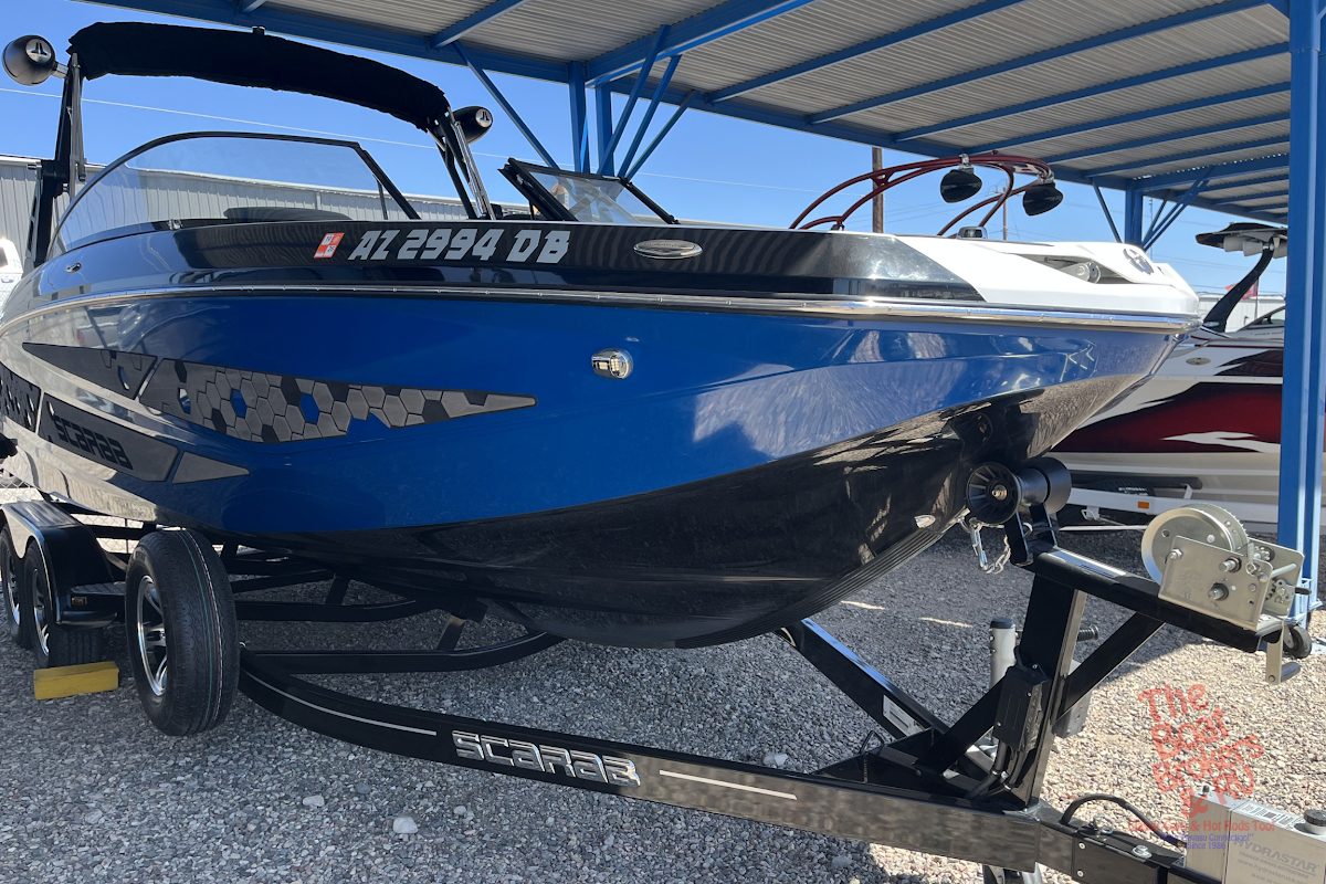 2021 Scarab 255 photo 2