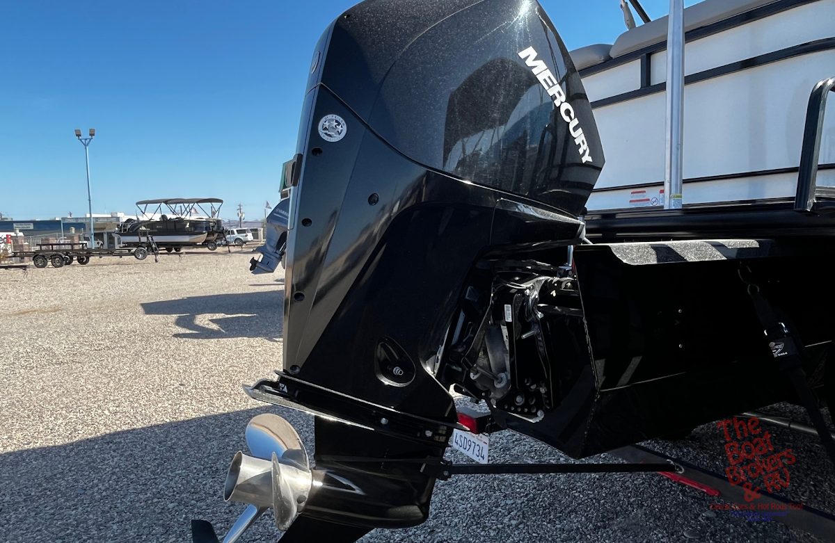 2018 Regency 220DL3 photo 17